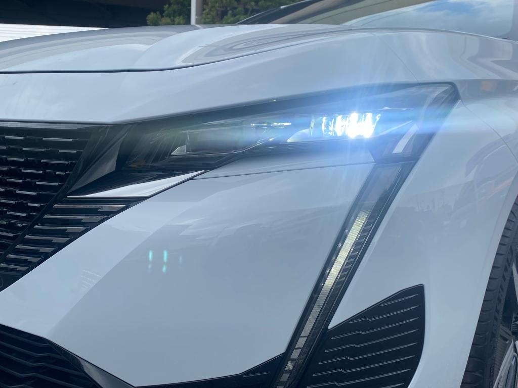 PEUGEOT 308 GT HYBRID DEBUT!!