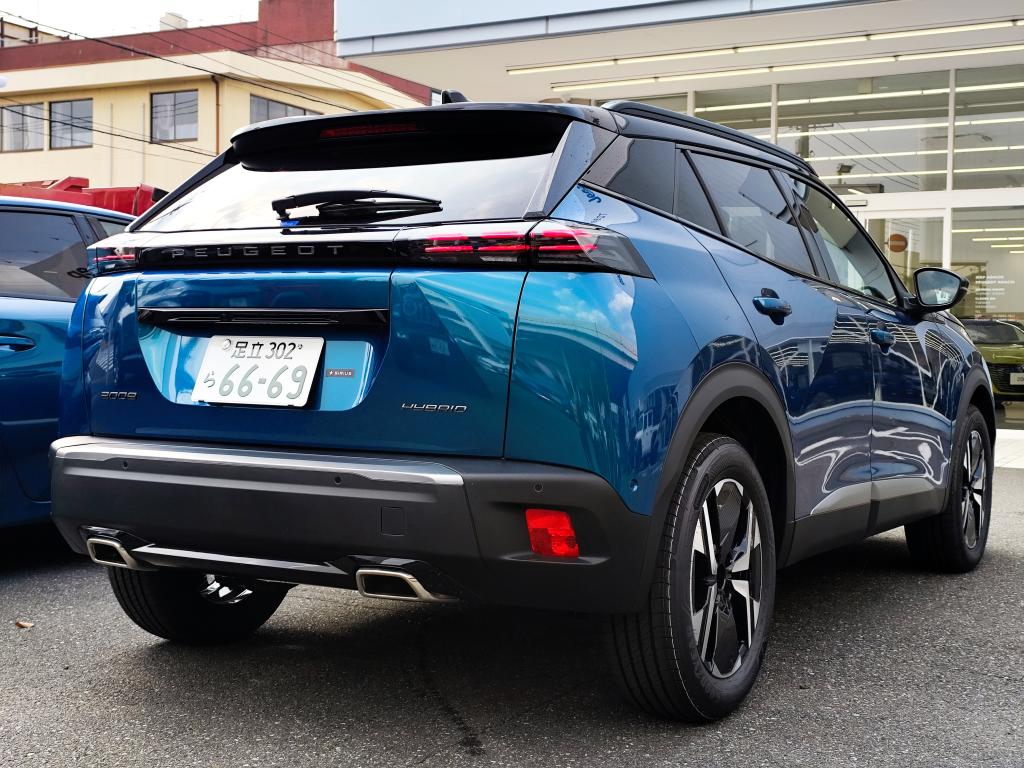 PEUGEOT 2008 GT 【HYBRID】試乗車入りました！