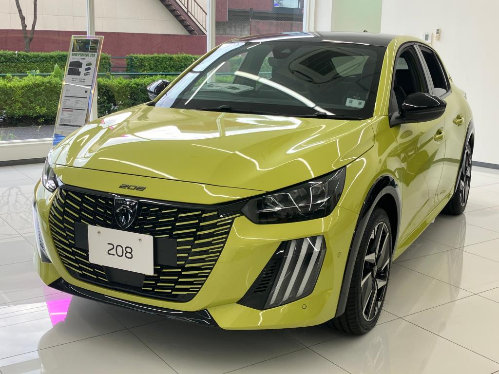 New 208 GT HYBRID 発表！