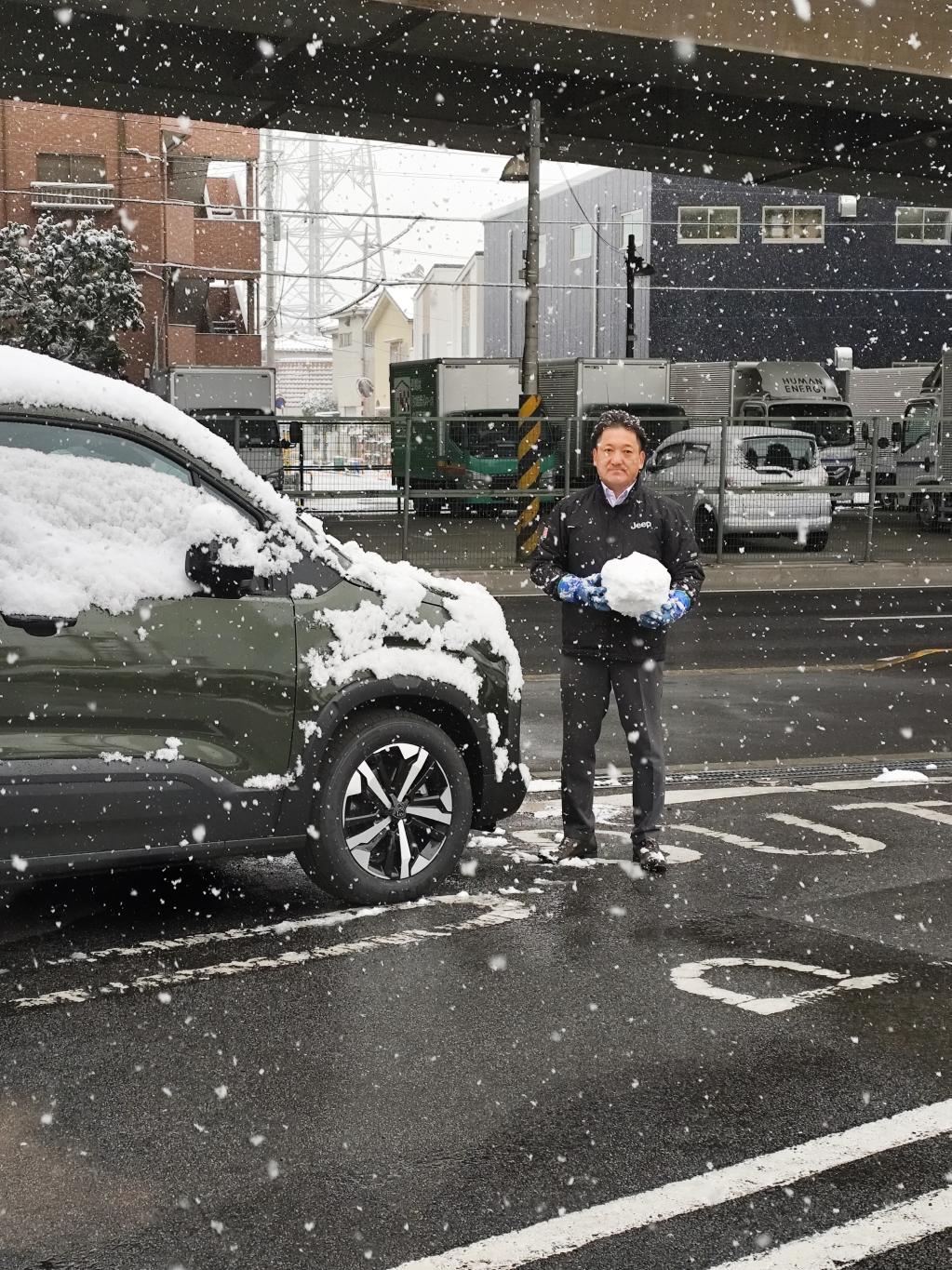 雪が積もりました！！！