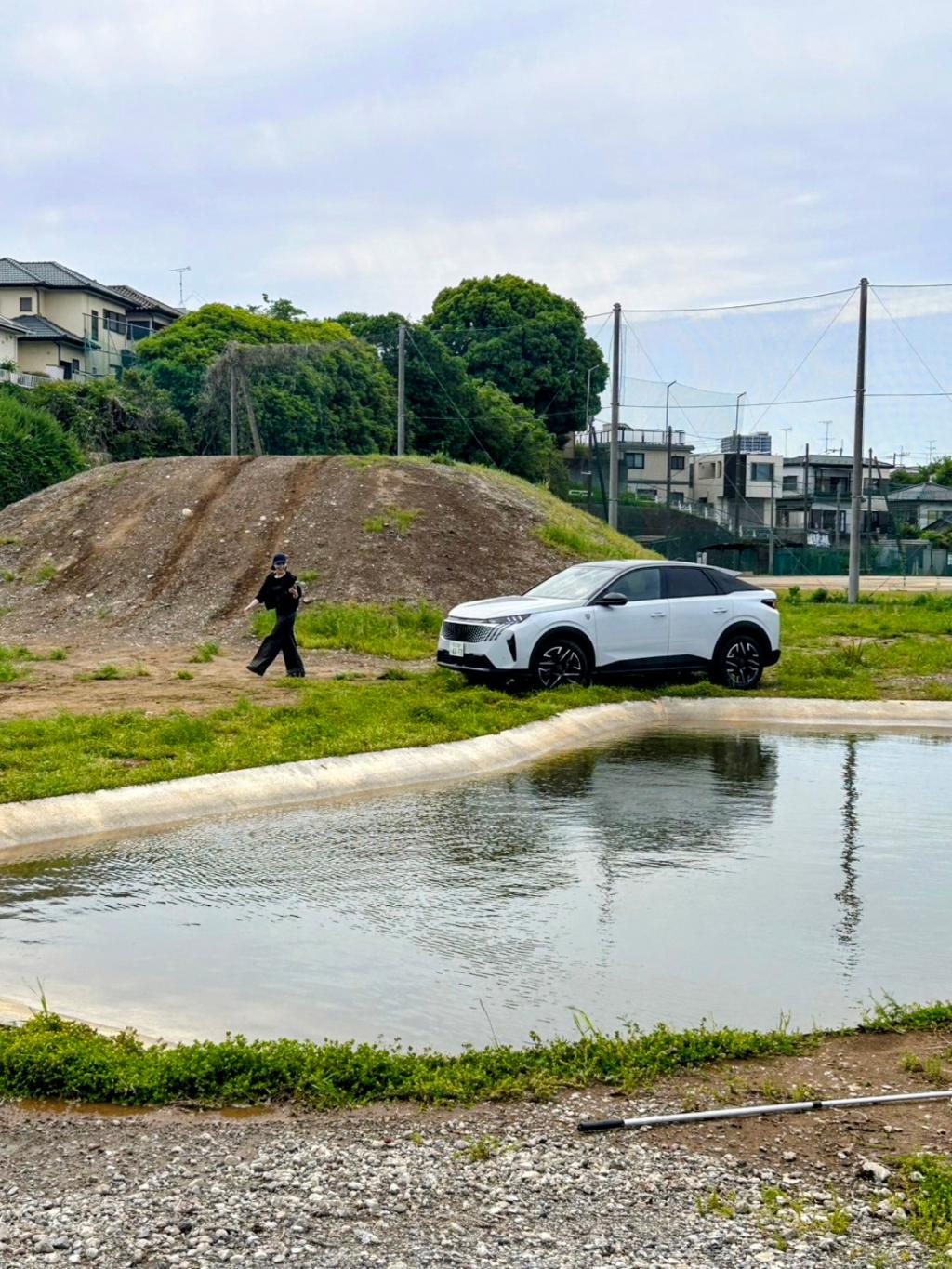 オフロードコースで撮影しました！