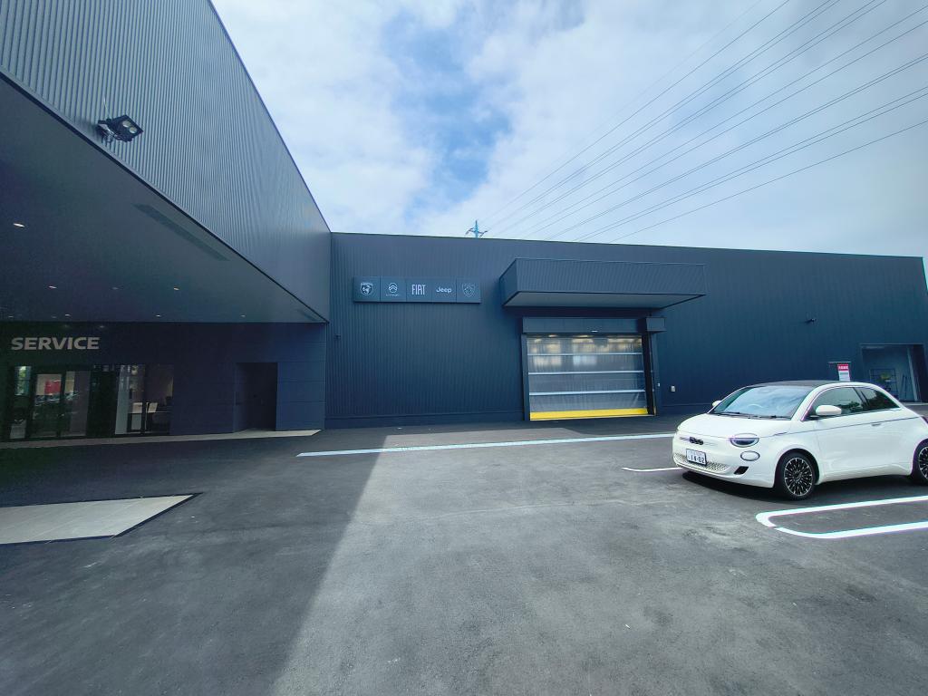 新店！プジョー足立のショールーム紹介！